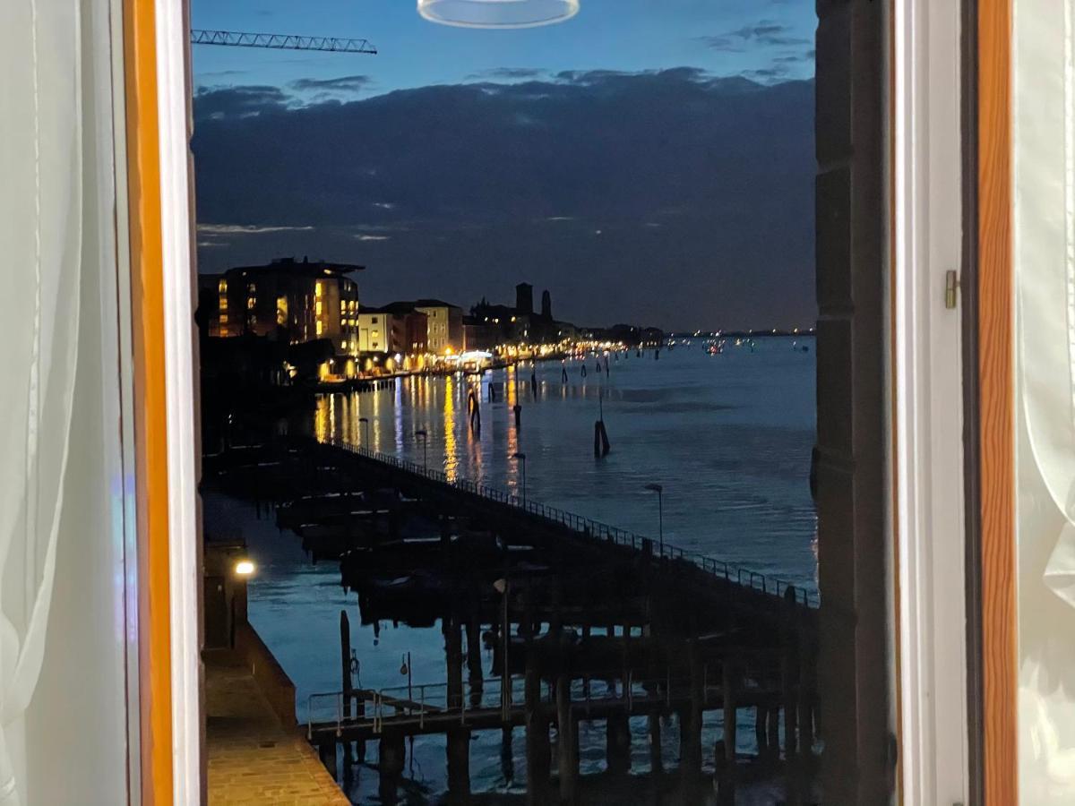 Ca' Monica Panoramic-canal View, Biennale Apartamento Venecia